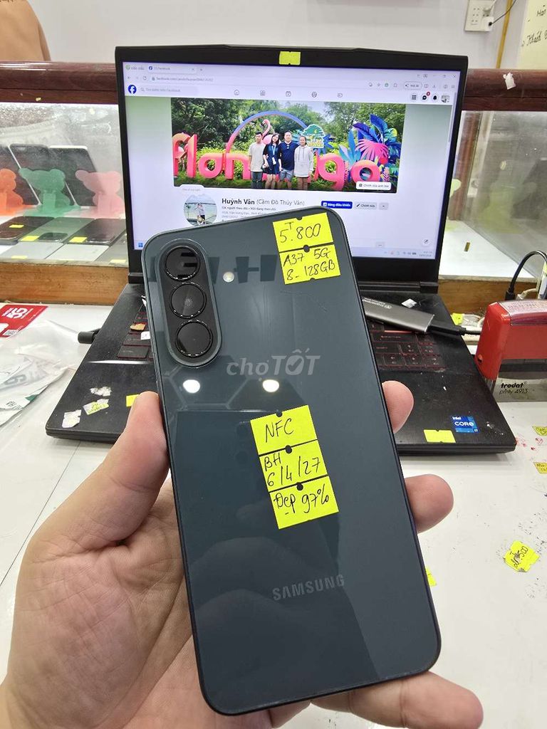 Samsung A37 5G 8GB/128GB - Có Trầy Xướt. Mua bán Điện thoại tại Thành phố Long Xuyên An Giang được đăng bởi Facebook Cầm Đồ Thúy Vân hình 1