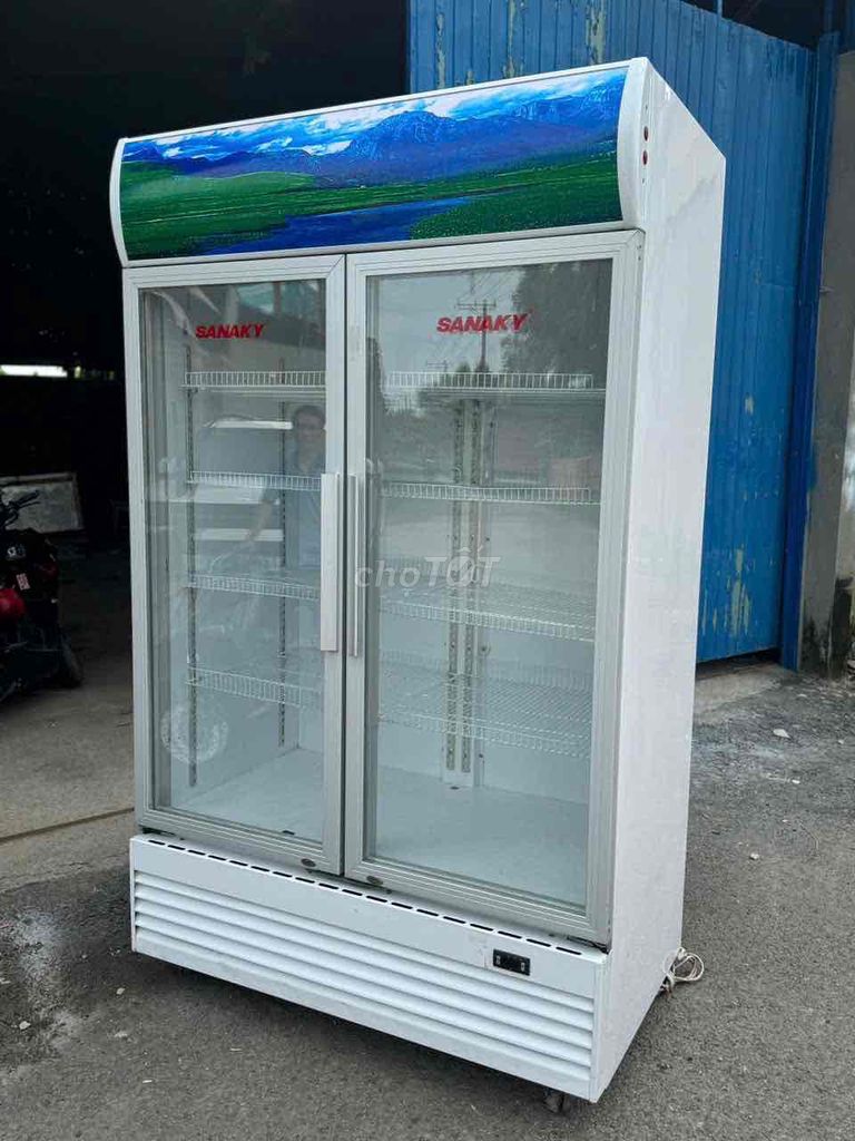 tủ mát Sanaky 1200L VH-1209HP