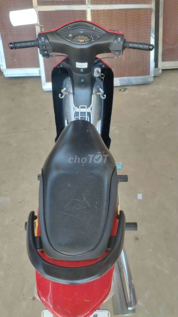 Honda Wave 100 красная