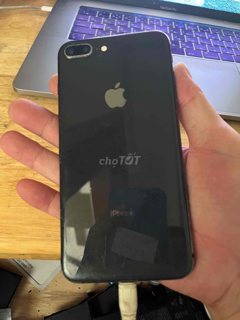 Apple iPhone 8 Plus Đen Hư màn hình. Mua bán Điện thoại tại Thành phố Dĩ An Bình Dương được đăng bởi quynh hình 1