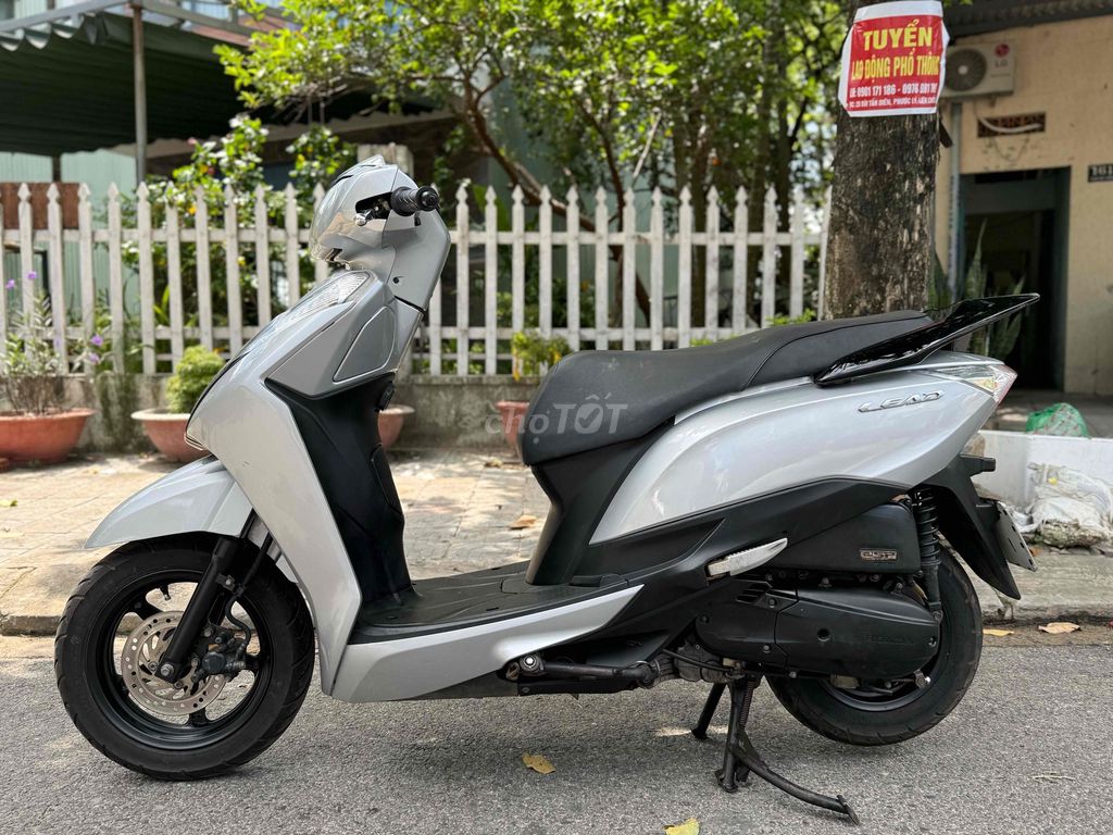Honda Lead 2015 B.số 43 Góp trả trước 4tr. Mua bán Xe máy tại Quận Liên Chiểu Đà Nẵng được đăng bởi Hòa Xe Máy Cũ hình 1