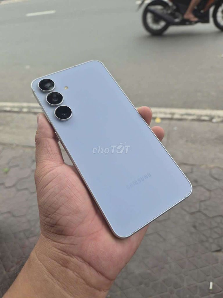 Bán GL S25 FE 5G 8G 128G mới 99% zin áp suất 🇻🇳2Sim. Mua bán Điện thoại tại Quận 8 Tp Hồ Chí Minh được đăng bởi No má nì hình 1