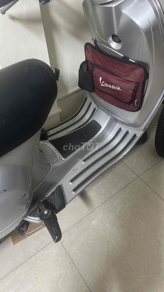 Bán xe LX 150 ie nhập Ý. Mua bán Xe máy tại Quận Hoàng Mai Hà Nội được đăng bởi Tiến hình 3