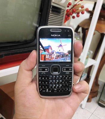 Nokia E72 black máy full tính năng kèm pin zin. Mua bán Điện thoại tại Quận Tân Bình Tp Hồ Chí Minh được đăng bởi Tom