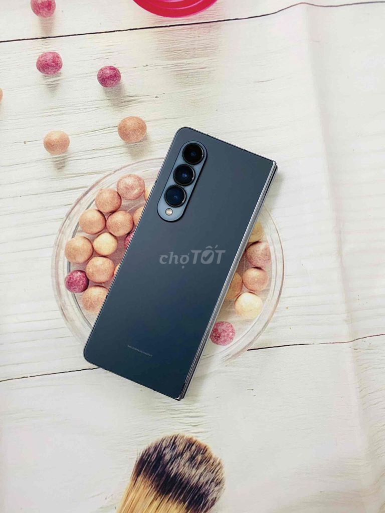 Samsung Galaxy Z Fold 4 Đen Màn nhỏ sài bth. Mua bán Điện thoại tại Thành phố Huế Thừa Thiên Huế được đăng bởi Chuyên Hàng Công Ty hình 1