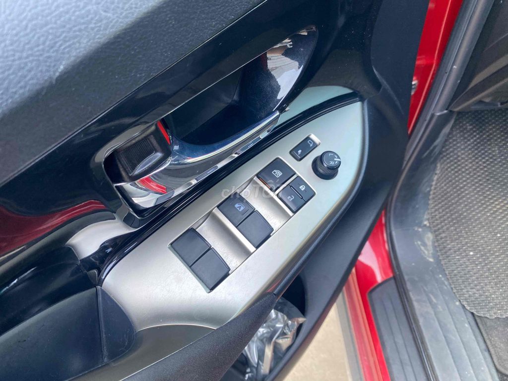 Toyota Innova 2017 2.0 Venturer - 88000 km. Mua bán Ô tô tại Quận Bình Thạnh Tp Hồ Chí Minh được đăng bởi Toyota Sure hình 14