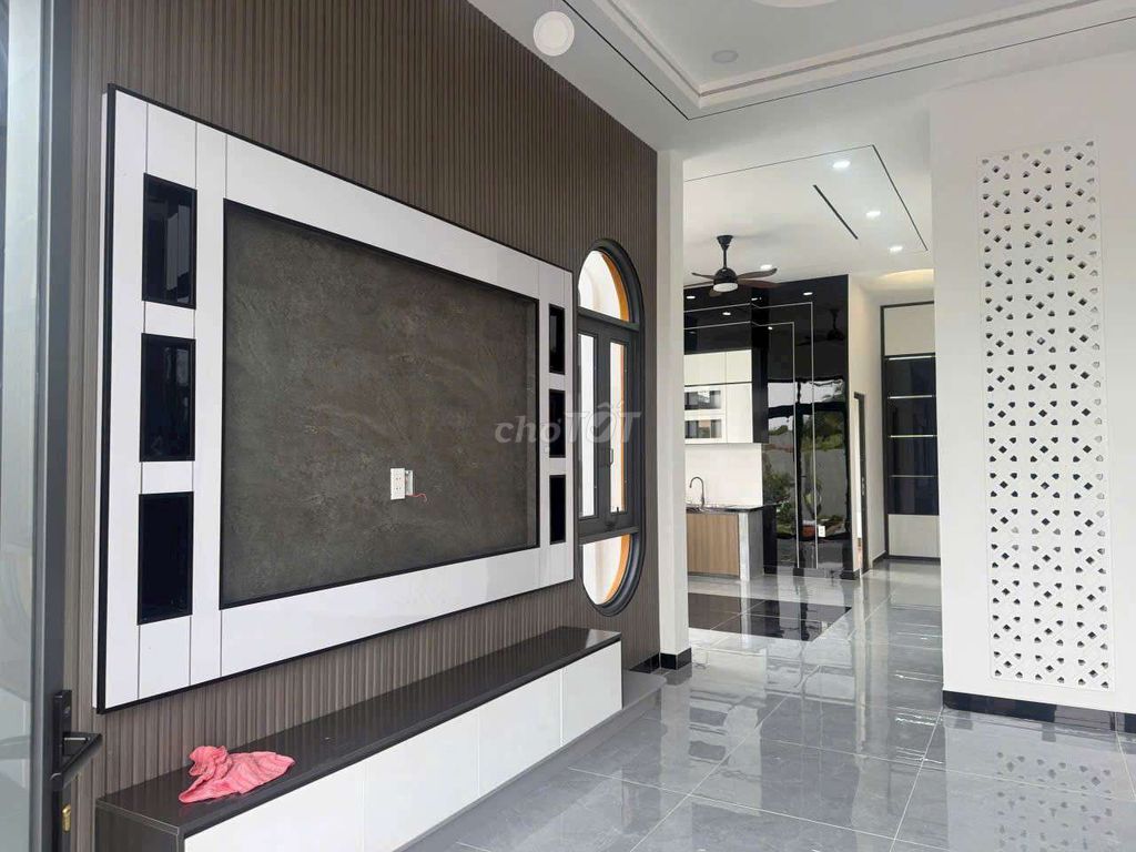 BIỆT THỰ NGHĨ DƯỠNG.4 PHÒNG NGỦ. 13X18 XÃ TÂN QUÝ TÂY. H. BÌNH CHÁNH. Đường Hương Lộ 11, Xã Tân Quý Tây, Huyện Bình Chánh, Tp Hồ Chí Minh Huyện Bình Chánh Tp Hồ Chí Minh