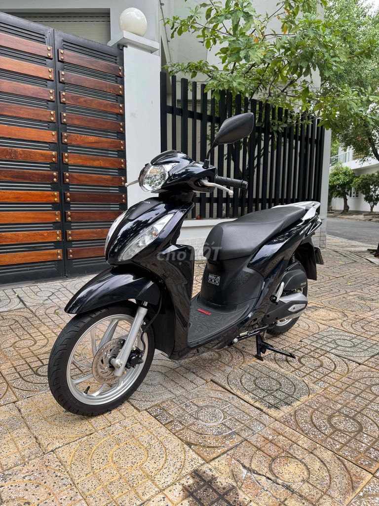 Vision 2023 - BST - 9 chủ - máy móc zin. Mua bán Xe máy tại Quận 7 Tp Hồ Chí Minh được đăng bởi Thanh Tung hình 2