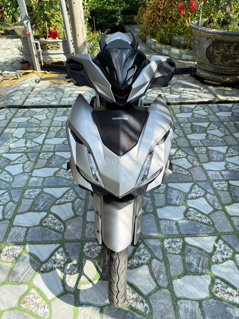 Winner V3 2022 thắng ABS. Mua bán Xe máy tại Thành phố Bến Tre Bến Tre được đăng bởi Đỗ nhân nghĩa hình 2