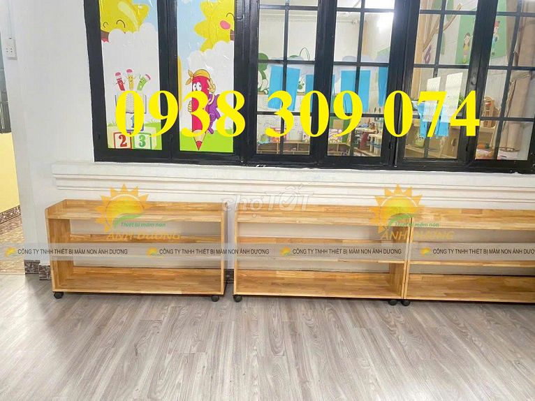 Kệ gỗ mầm non Gỗ cao su Vàng gỗ. Mua bán Mẹ và bé tại Huyện Vĩnh Cửu Đồng Nai được đăng bởi Thu Hường hình 1