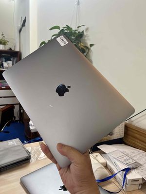 Macbook Pro 2017 i5 ram 16 ssd 256 giá rẻ