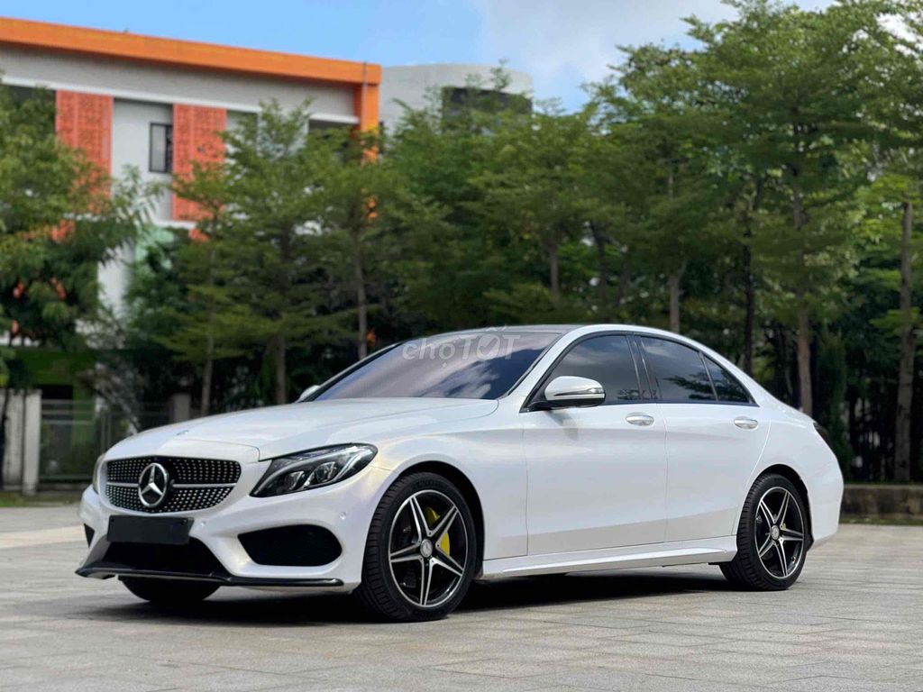 Mercedes Benz C Class 2016 C300 AMG - 95000 km. Mua bán Ô tô tại Quận Long Biên Hà Nội được đăng bởi Mr Tài Oto hình 2