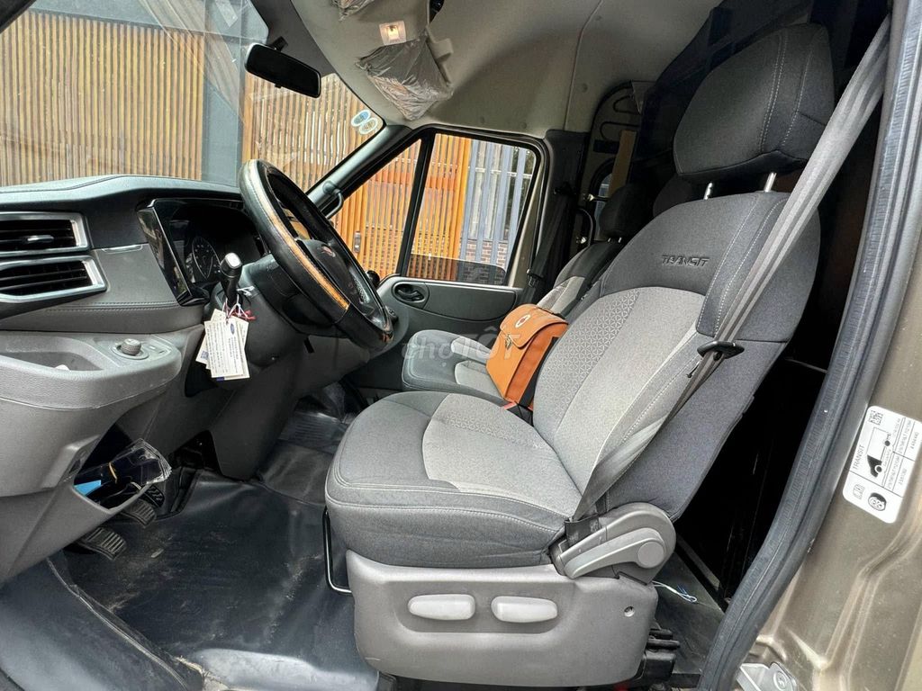 Ford Transit 2022 Van 3 chỗ 900kg - 56000 km đẹp. Mua bán Ô tô tại Quận 12 Tp Hồ Chí Minh được đăng bởi Quang hình 3