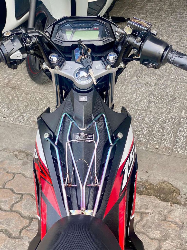SONIC 150R 2018 Máy zin Hồ sơ cầm tay. Mua bán Xe máy tại Quận Ninh Kiều Cần Thơ được đăng bởi Xe Máy TÂN LIÊN HƯNG 1 91B hình 4