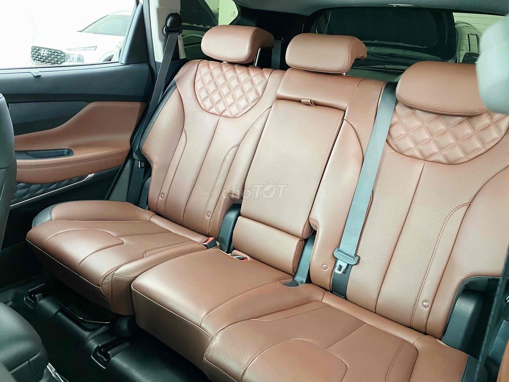 Hyundai Santa Fe 2024 Cao cấp 2.5L HTRAC - 4500 km. Mua bán Ô tô tại Thành phố Thủ Đức Tp Hồ Chí Minh được đăng bởi Quốc Nhẫn hình 7