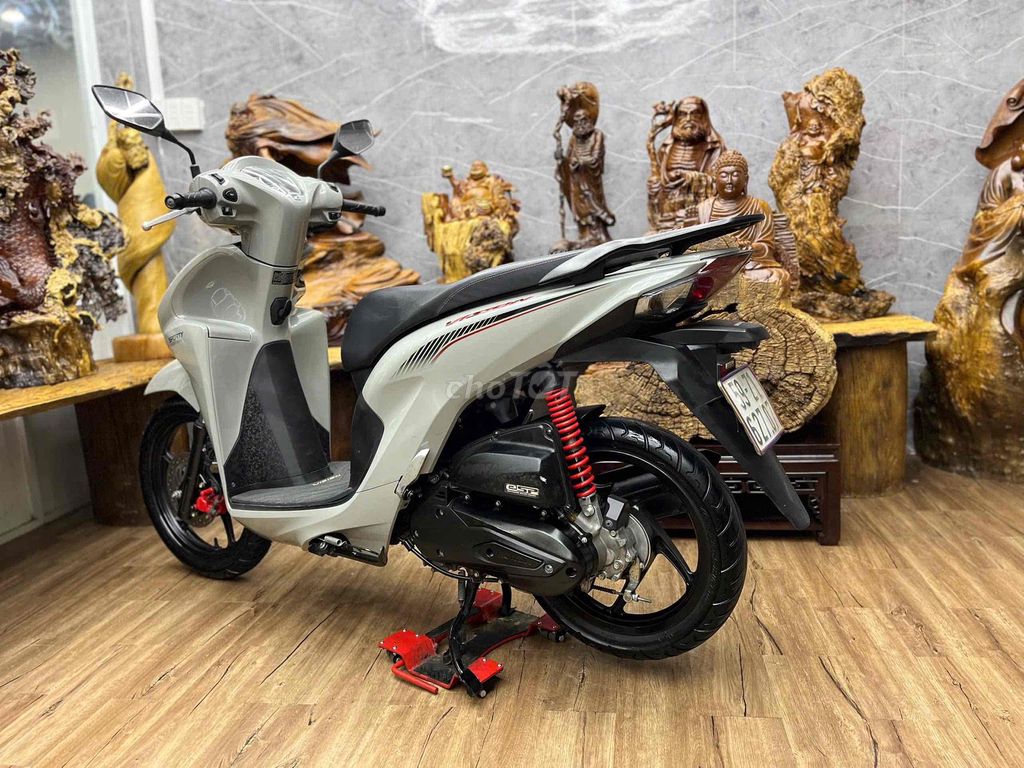 👉Vision 2023 chính chủ bstp bản thể thao bánh lớn. Mua bán Xe máy tại Quận 7 Tp Hồ Chí Minh được đăng bởi Xe Cũ Hiếu CT hình 7