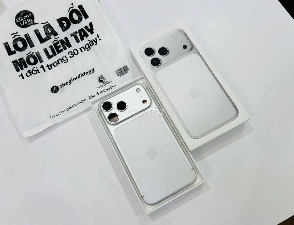 iPhone 17 Pro Max 256GB Bạc VN Bán Hoặc Đổi. Mua bán Điện thoại tại Quận Hoàng Mai Hà Nội được đăng bởi Park hình 1