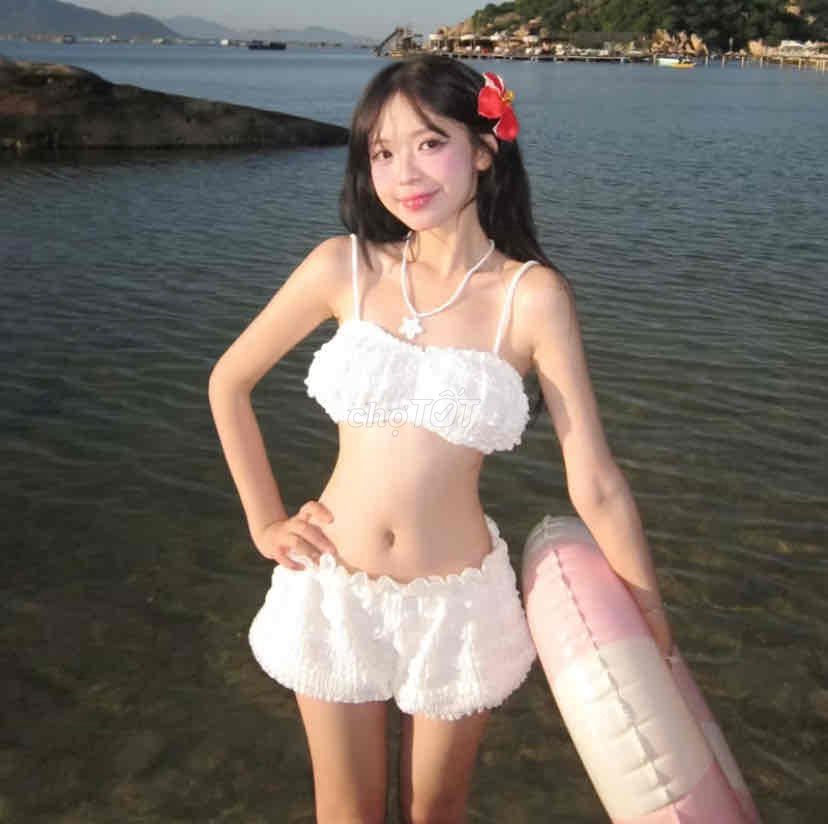 Đồ đi biển Nữ Ren Trắng. Mua bán Quần áo tại Huyện Ý Yên Nam Định được đăng bởi Phương Lê hình 1