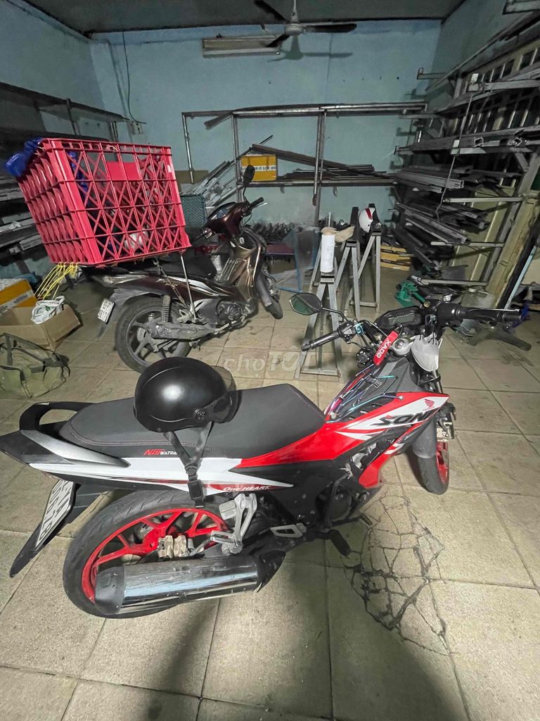 Honda Sonic 2023 Đỏ trắng đen. Mua bán Xe máy tại Quận Bình Tân Tp Hồ Chí Minh được đăng bởi Nguyễn Khoa hình 5
