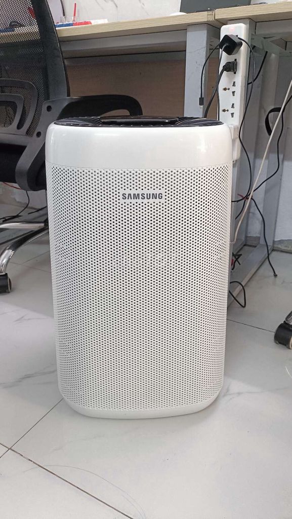 Máy lọc không khí Samsung Trắng Chưa sử dụng. Mua bán Nội thất, đồ gia dụng khác tại Thành phố Tân An Long An được đăng bởi Bùi Tuấn hình 1
