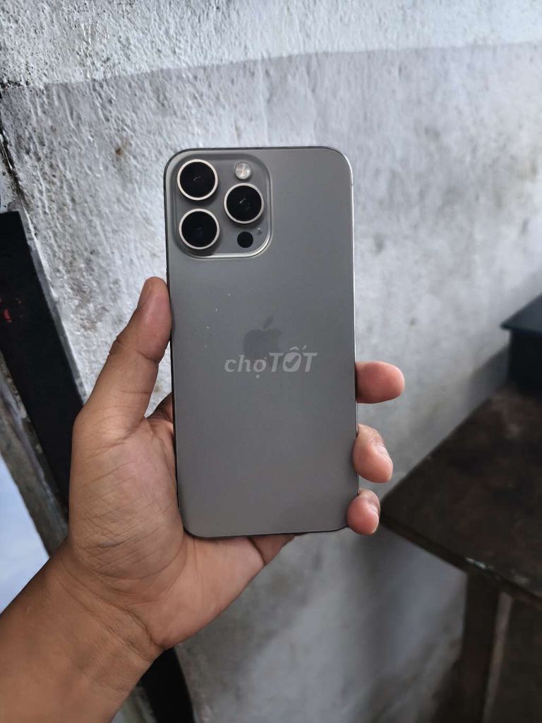 Iphone 15 Pro max chính hãng Việt Nam . Mua bán Điện thoại tại Quận Sơn Trà Đà Nẵng được đăng bởi thi hình 1