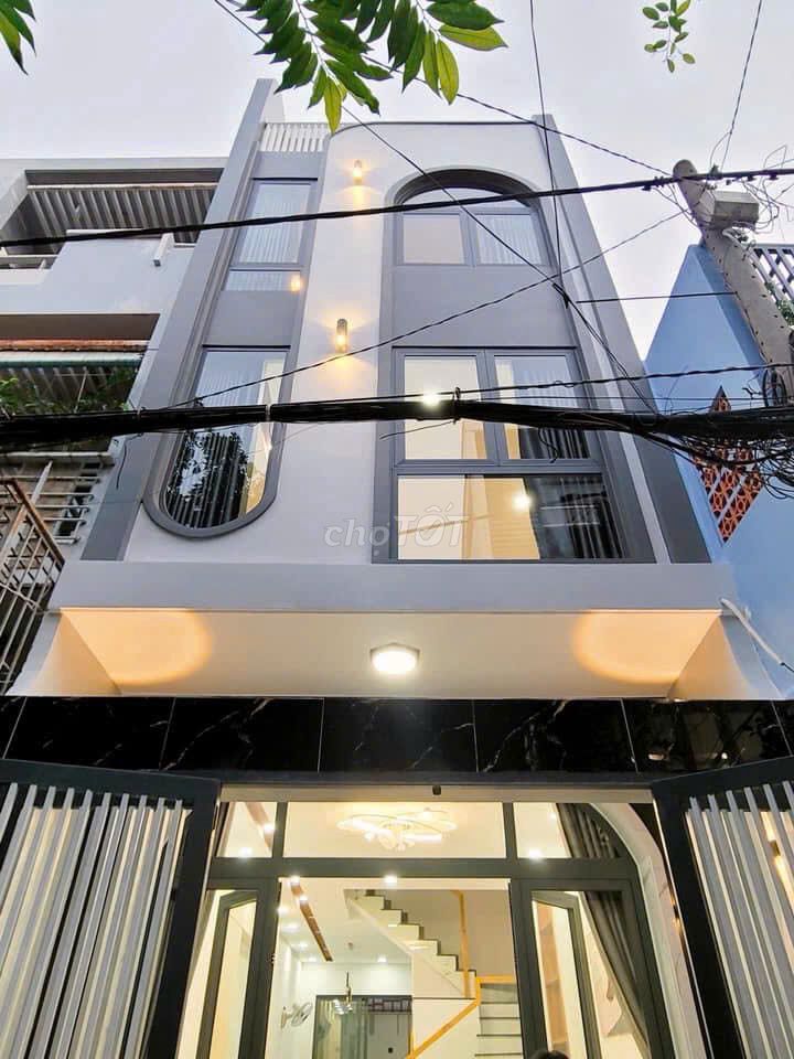 Rent · 4 bd · 64 м² · Quận 3, ул. Đường Nam Kỳ Khởi Nghĩa
