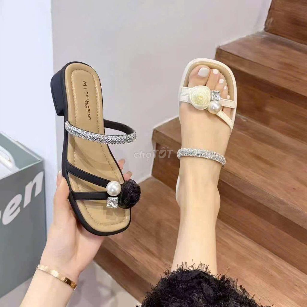 Dép cao gót Nữ Da tổng hợp. Mua bán Giày dép tại Thành phố Hưng Yên Hưng Yên được đăng bởi Trần Bạch Vy hình 1