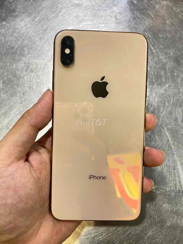 iPhone XS Max 64GB Vàng Máy lock. Mua bán Điện thoại tại Quận Cẩm Lệ Đà Nẵng được đăng bởi Rintruong hình 1