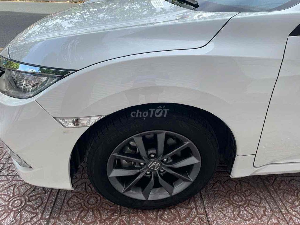 HONDA CIVIC 2020 giá 500tr có fix. Mua bán Ô tô tại Quận Phú Nhuận Tp Hồ Chí Minh được đăng bởi Minh Hoàng BYD  hình 3