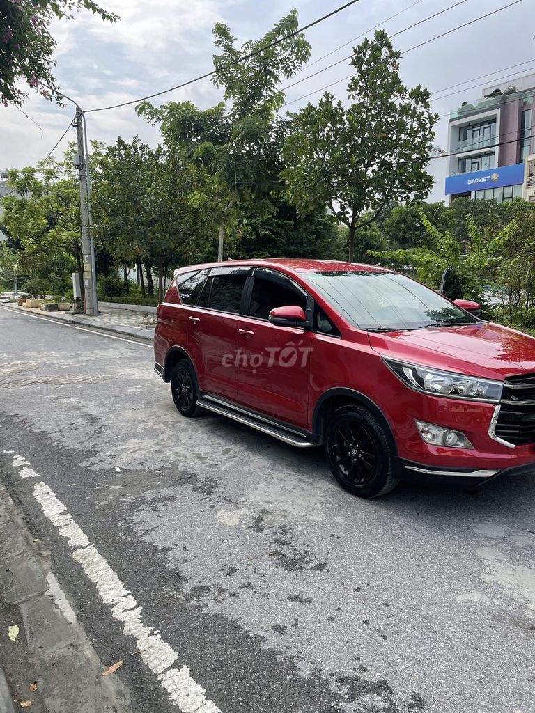 Gia đình bán Innova Ventuner sx 2018 rất mới đẹp. Mua bán Ô tô tại Quận Cầu Giấy Hà Nội được đăng bởi Nguyễn Lợi hình 6