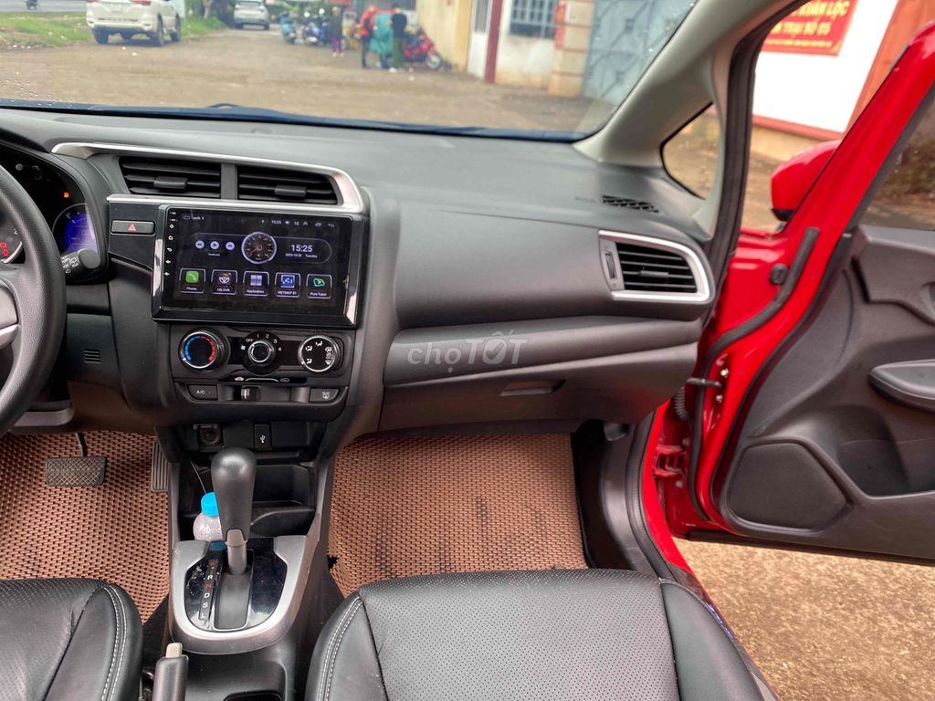 Honda Jazz 2018 CVT- 69000 km. Mua bán Ô tô tại Thành phố Long Khánh Đồng Nai được đăng bởi Mr hiếu hình 11