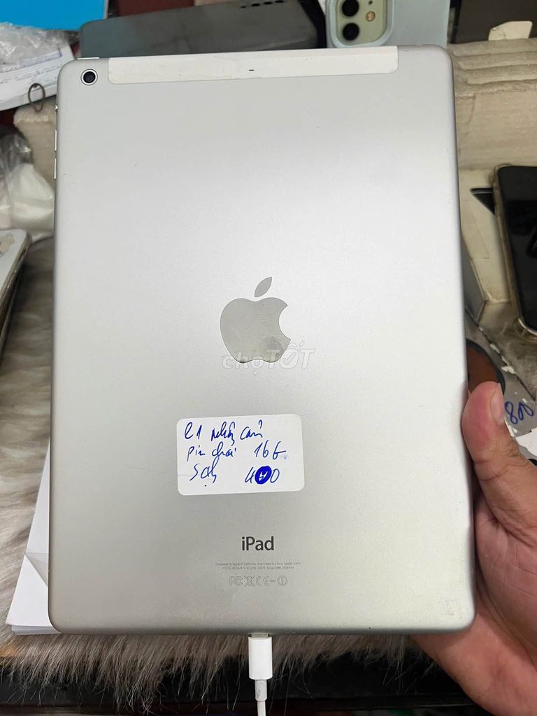 Apple iPad Air 16GB Bạc Loạn cảm, pin chai. Mua bán Máy tính bảng tại Quận 10 Tp Hồ Chí Minh được đăng bởi Hội Đồ Điện Tử hình 1