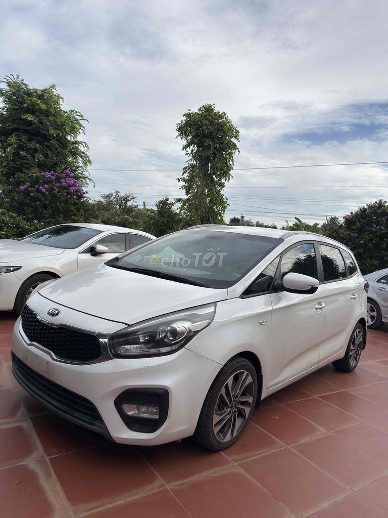 Kia Rondo 2019 МКПП Белый