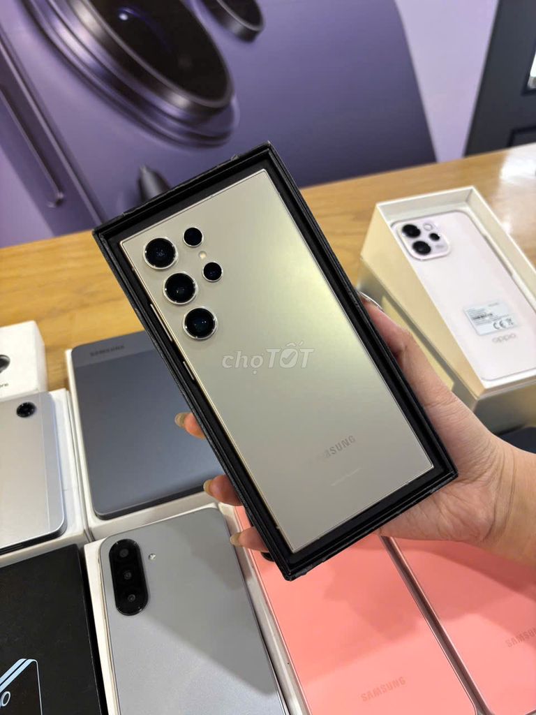 Thanh lý Samsung S24 Ultra 12GB/512GB Xám. Mua bán Điện thoại tại Quận 10 Tp Hồ Chí Minh được đăng bởi Happy Phone hình 1