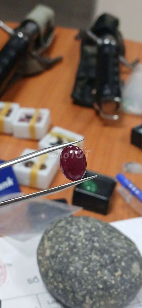 Ruby Lục Yên huyết kính