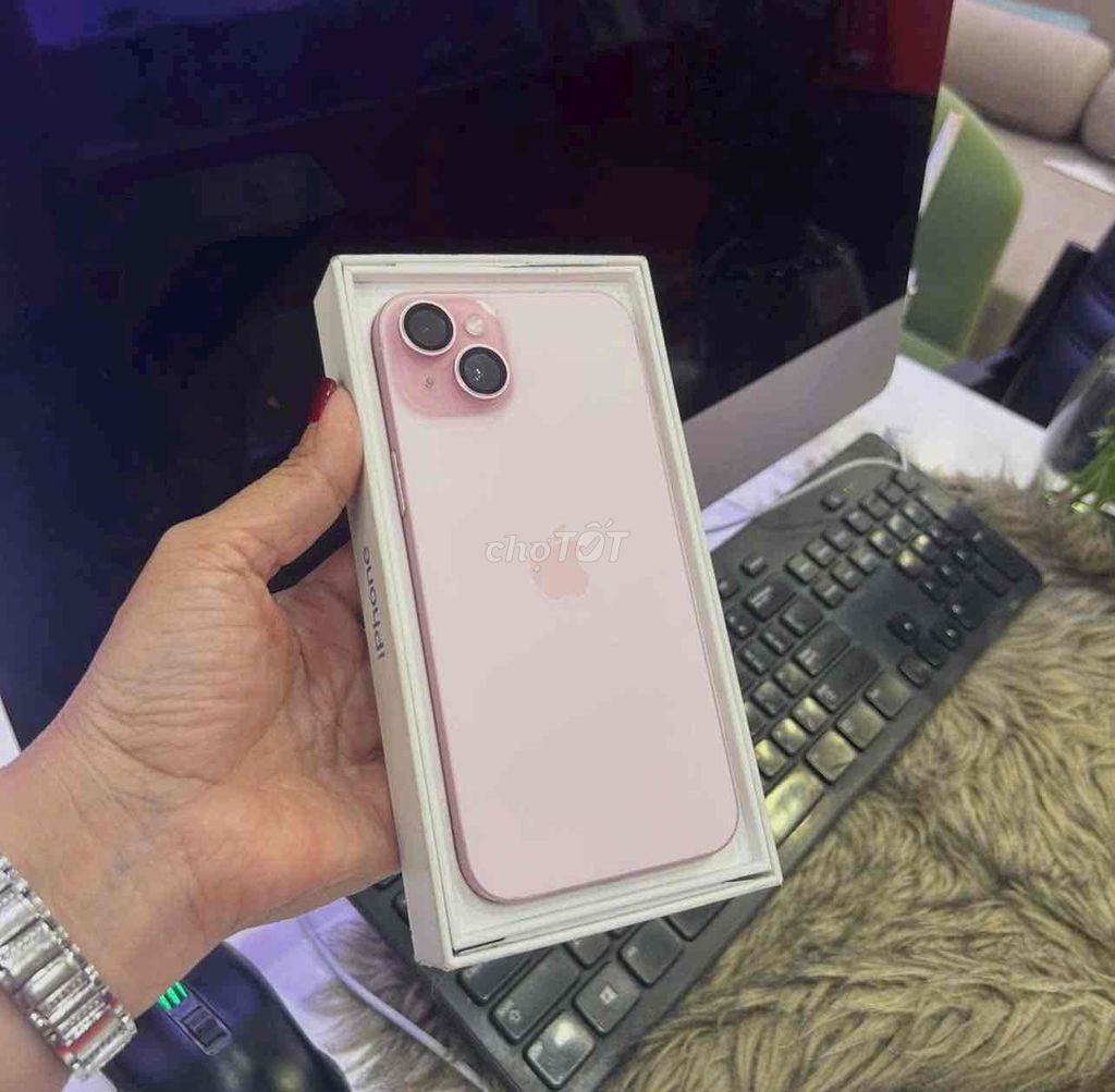 iPhone 15 Plus 256GB Hồng Quốc tế Mỹ pin 100. Mua bán Điện thoại tại Quận 3 Tp Hồ Chí Minh được đăng bởi Nam Á Mobile hình 1