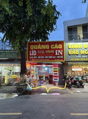 Bán nhà mặt tiền Nguyễn Thái Bình, Tân Bình, diện tích 102m2. Có TL. Mua bán văn phòng, mặt bằng kinh doanh tại Quận Tân Bình Tp Hồ Chí Minh được đăng bởi Rose Kim