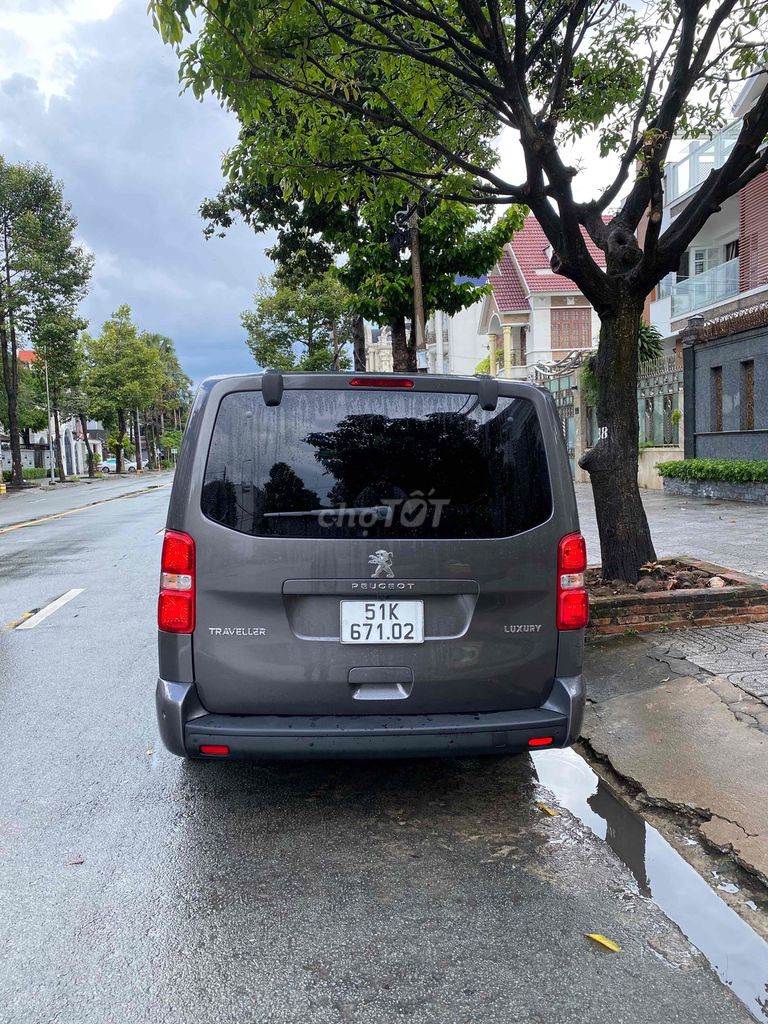 Peugeot Traveller 2019 Luxury - 83000 km. Mua bán Ô tô tại Quận 8 Tp Hồ Chí Minh được đăng bởi Son hình 1