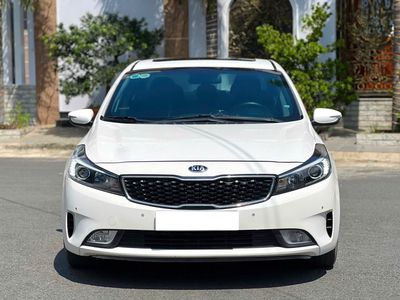 Kia Cerato 2017 bản full 2.0 AT - màu Trắng