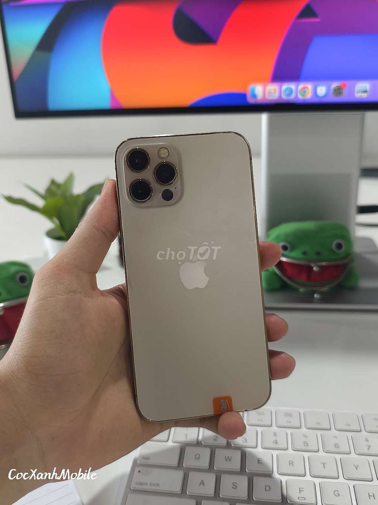 iPhone 12 Pro 128G Gold,Quốc Tế zin full chức năng. Mua bán Điện thoại tại Quận Liên Chiểu Đà Nẵng được đăng bởi Minh Hiệp CócXanhMobile hình 1