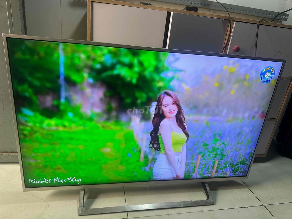 SMART TV SONY 43in4K Android mỏng, đẹp long lanh.