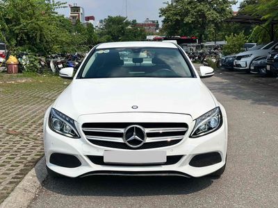 Mercedes C200 2016 Trắng 10 Vạn Km Cực Mới. Mua bán Ô tô tại Quận Cầu Giấy Hà Nội được đăng bởi Vũ Kiên