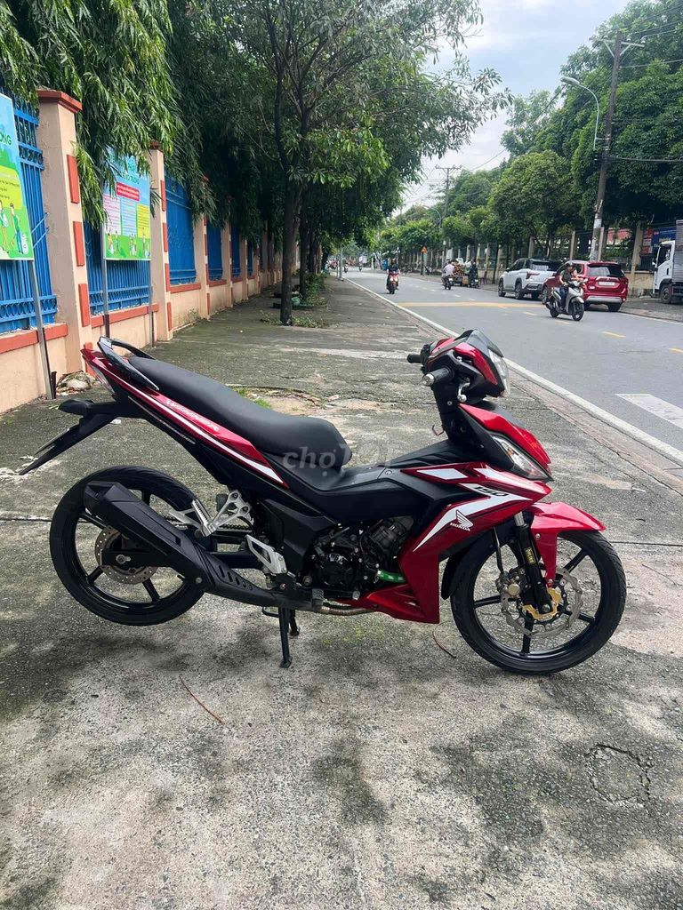 Победитель Honda V1 в Сайгонском море, главный ведущий, журнал Quiet