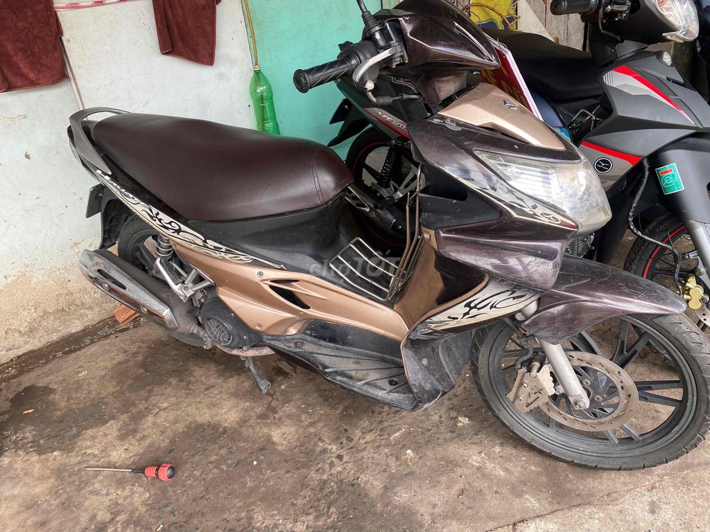 Hayate  bstp máy zin êm  bstp. Mua bán Xe máy tại Quận 8 Tp Hồ Chí Minh được đăng bởi Hoang Nguyen hình 1