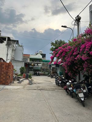 CHỦ NGỘP BÁN - NHÀ 3 TẦNG 96M - GIÁ 8.6 TỶ - ĐƯỜNG 9M NGAY ĐỖ XUÂN HỢP
