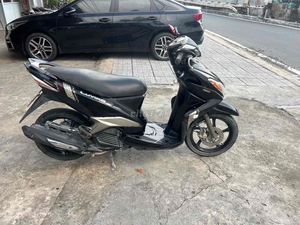 Yamaha Luvias màu Đen. Mua bán Xe máy tại Quận Ninh Kiều Cần Thơ được đăng bởi đầy cửa hàng cầu hưng lợi nk cần thơ hình 1