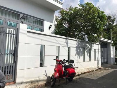 Nhà thuê hẻm xe hơi gần chợ Lạc Hồng cũ Phường Phú Khương. Cho thuê nhà ở tại Thành phố Bến Tre Bến Tre được đăng bởi DuyTan Land