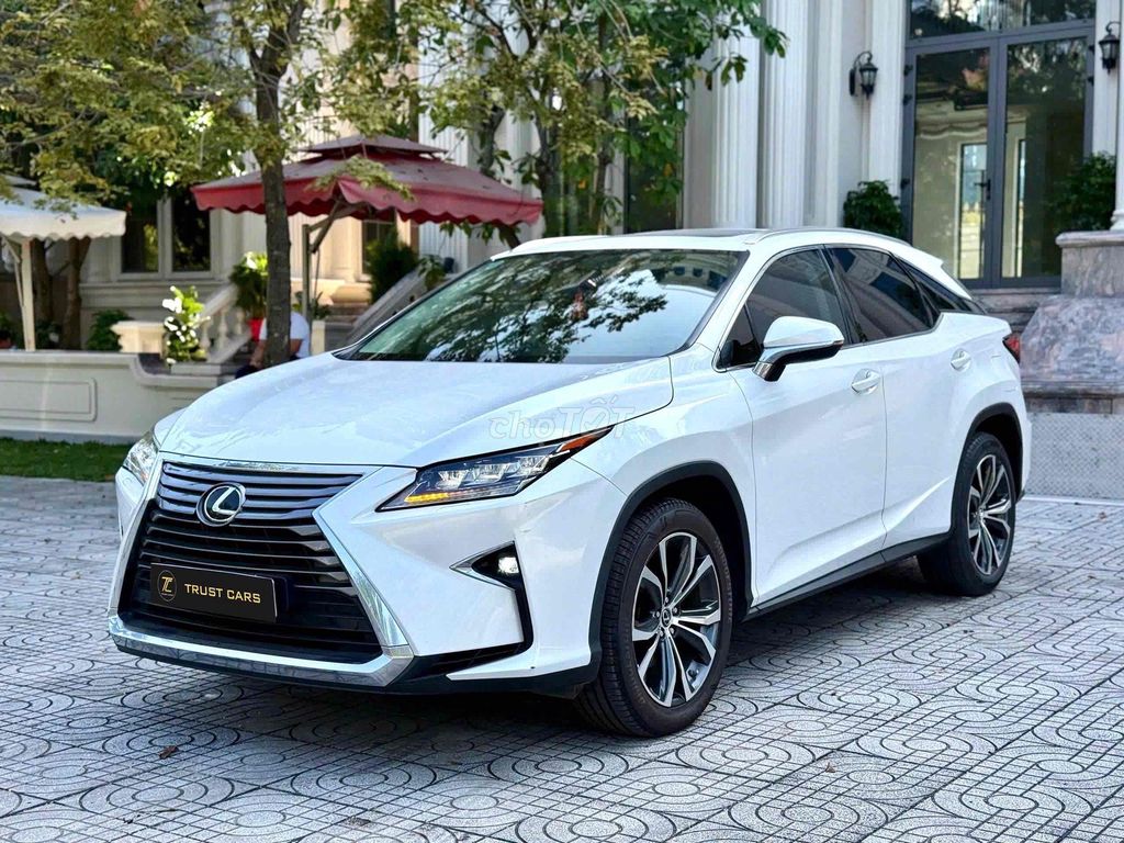 Lexus RX300 - SX2019. Mua bán Ô tô tại Quận 8 Tp Hồ Chí Minh được đăng bởi Cửa hàng ô tô cũ TRUST CARS hình 2