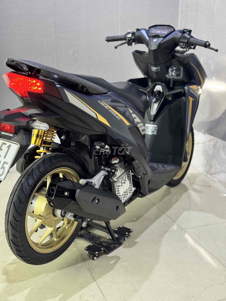 Honda Vario Xám đen Tự động. Mua bán Xe máy tại Thị xã Phú Mỹ Bà Rịa - Vũng Tàu được đăng bởi 72 motorcycle shop hình 3