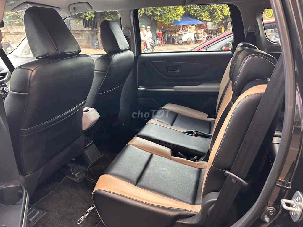 Toyota Veloz Cross Top 2025 odo 3.100Km Xe hãng. Mua bán Ô tô tại Quận Tân Phú Tp Hồ Chí Minh được đăng bởi TRƯƠNG THANH TUYỀN hình 7